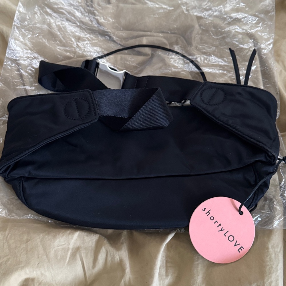 Black ShortyLOVE Belt Bag - Picture 2 of 2
